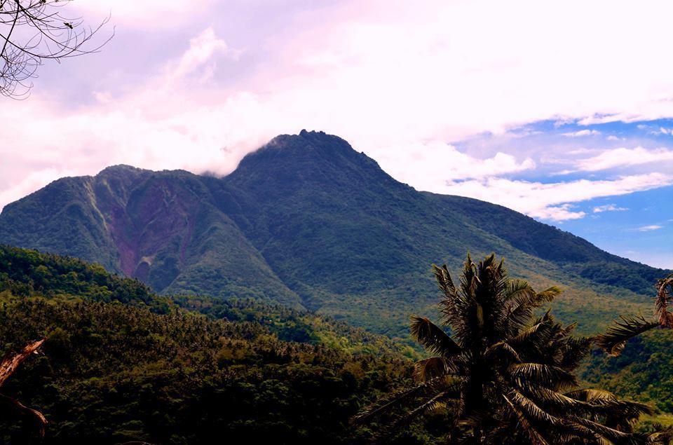 Somewhere Else Boutique Resort Mambajao Buitenkant foto