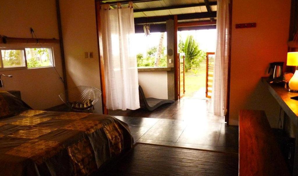Somewhere Else Boutique Resort Mambajao Buitenkant foto